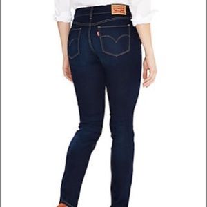 Levi’s 711 Skinny Jeans
